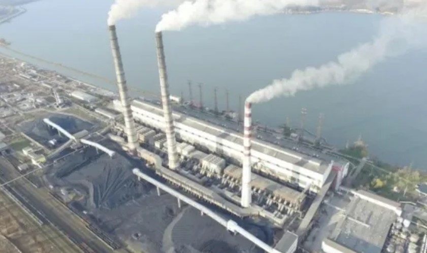 Руски ракетен удар порази топлоелектрическа централа в град Бурщин в